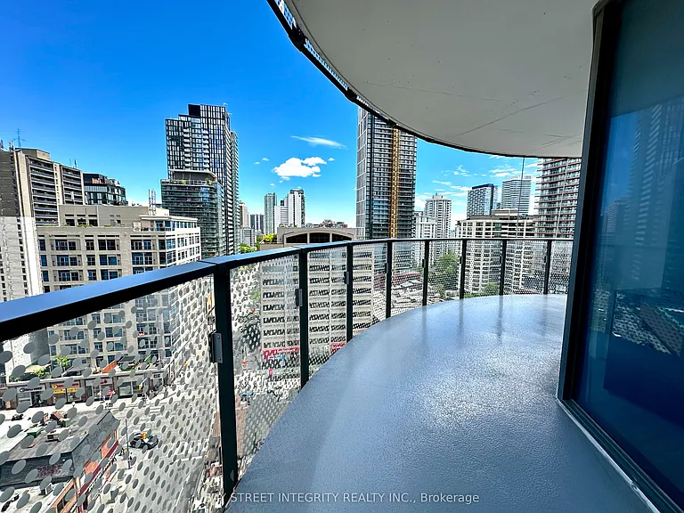 11 Wellesley St W #1111 — Photo 17
