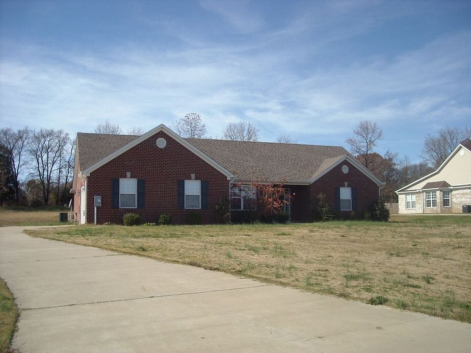 316 Country Chase Dr.