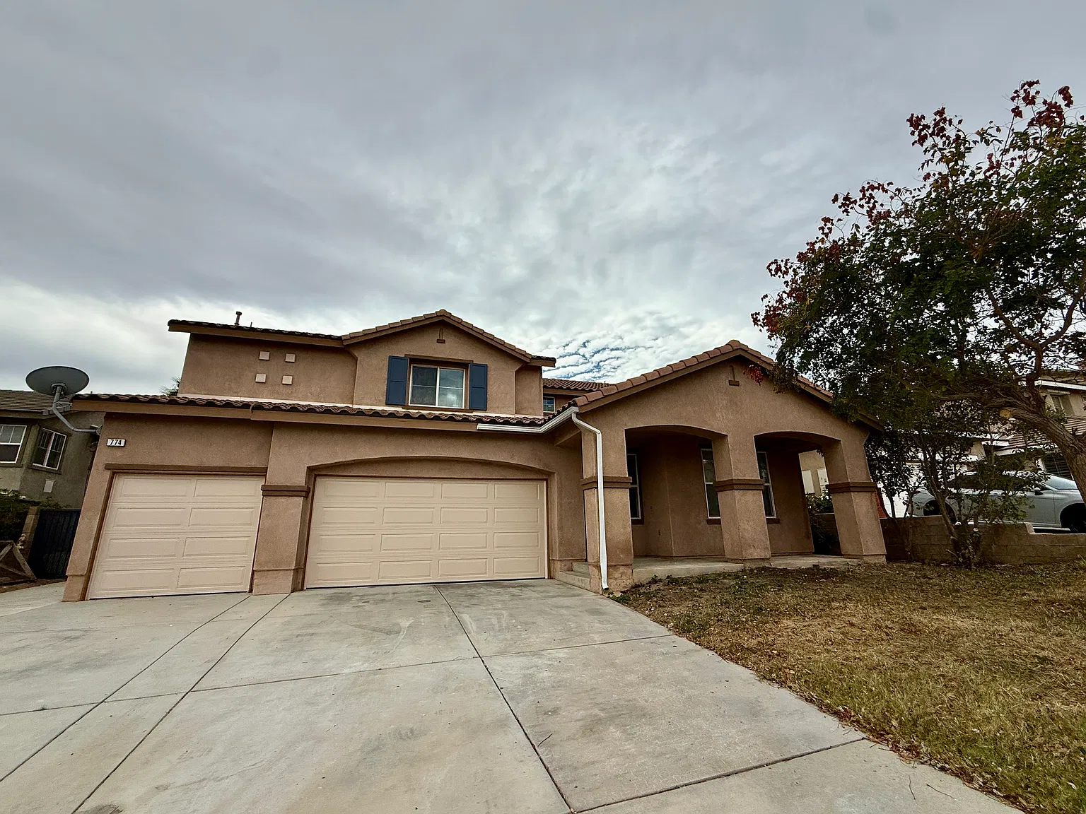 4 bed, 3062 sqft, $3,995 — Photo 2