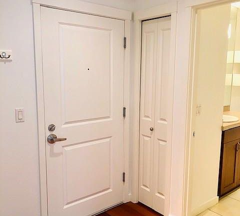 4th image of 16141 Cleveland St Unit 514