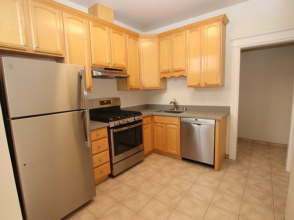 5th image of 1601 Hyde St #5