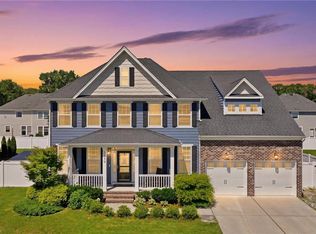 2209 Beeblossom Ln, Chesapeake, VA 23323