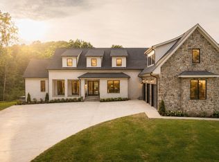 1489 Old Tva Rd, Columbia, TN 38401
