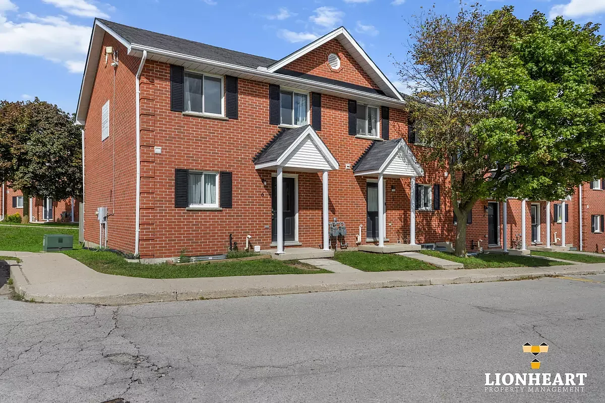 6 - 190, Fleming Drive, London, Ontario, N5V 5B8 — Photo 1