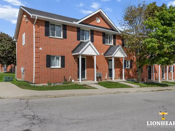 190 Fleming Dr #6, London, ON N5V 5B8