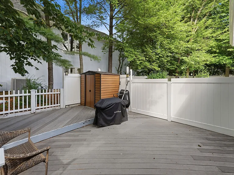 47656 Pennrun Way — Photo 12