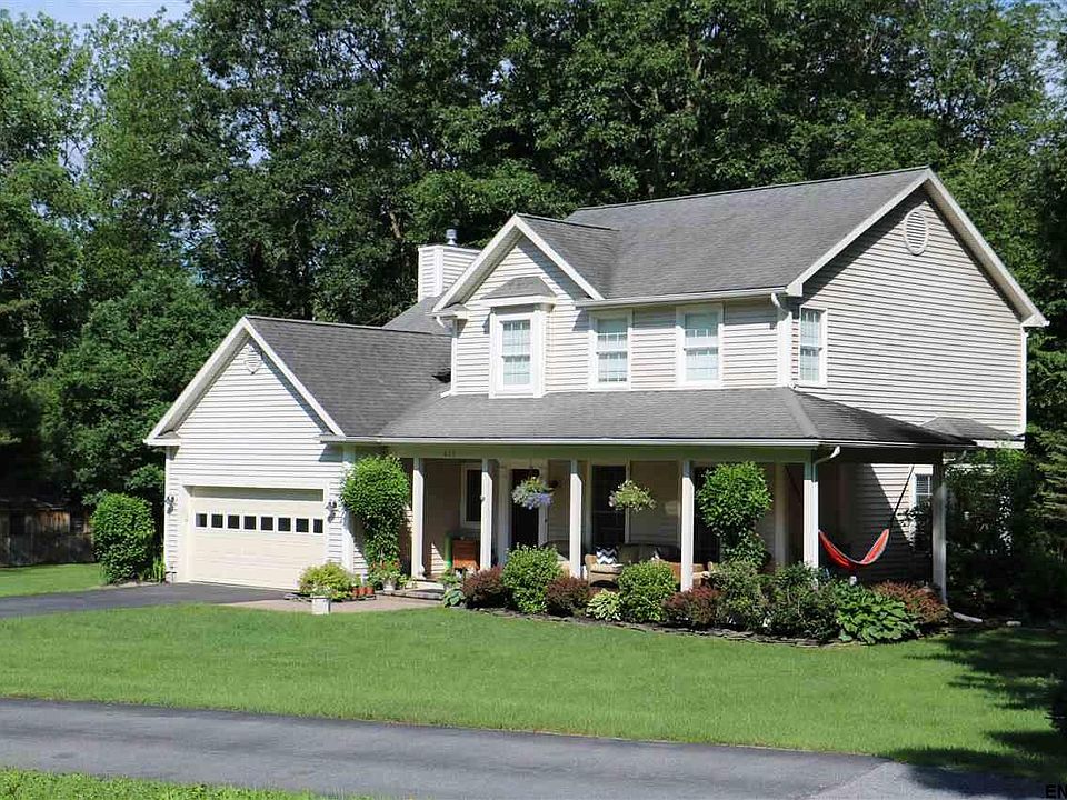 421 Church St, Saratoga Springs, NY 12866 Zillow