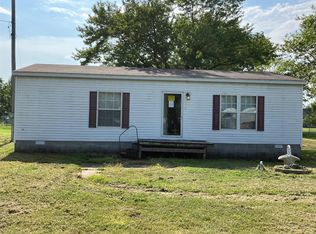 291 N Elm St, Nashville, IL 62263