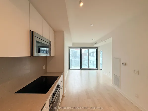 20 Lombard St #3607, Toronto, ON M5C 0A7