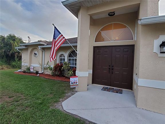 3rd image of 2767 Coolidge Ave