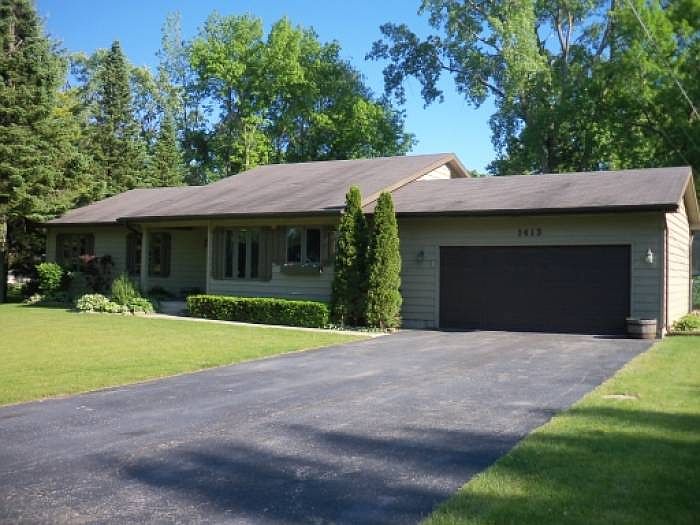 Beautifu 1 Owner Home