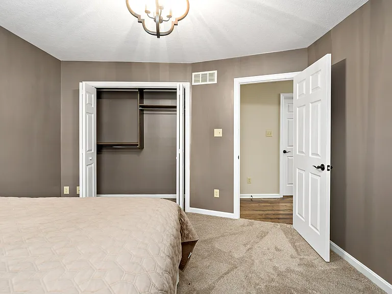 203 Boxwood Ct — Photo 22