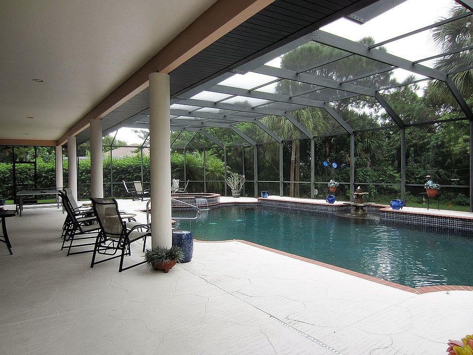2nd image of 114 Reef Pl