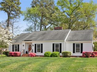35 Westover Dr, Poquoson, VA 23662