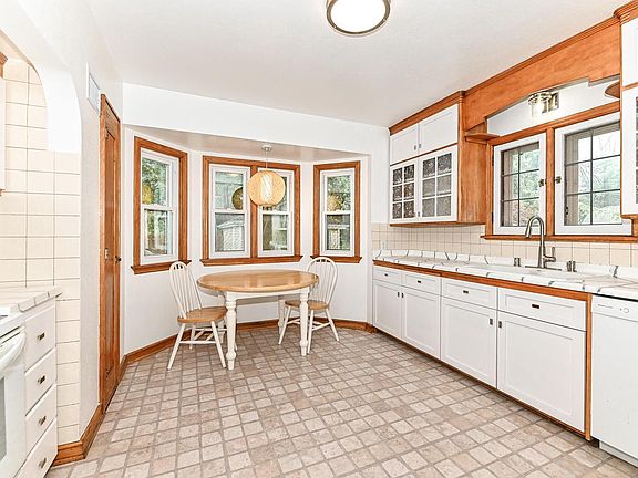 4th image of 1642 S 52nd STREET