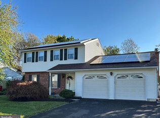 1409 Downing Dr, Hatfield, PA 19440