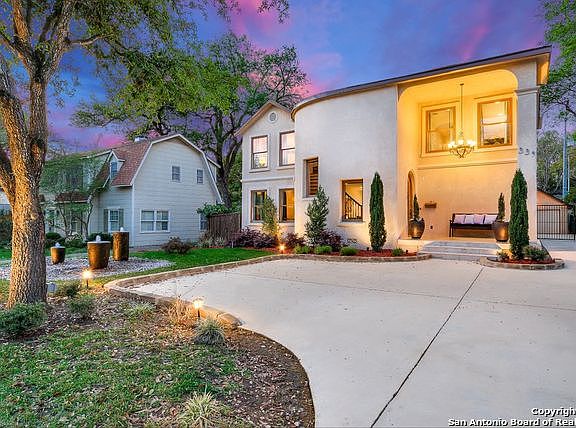 3rd image of 339 Arcadia Pl
