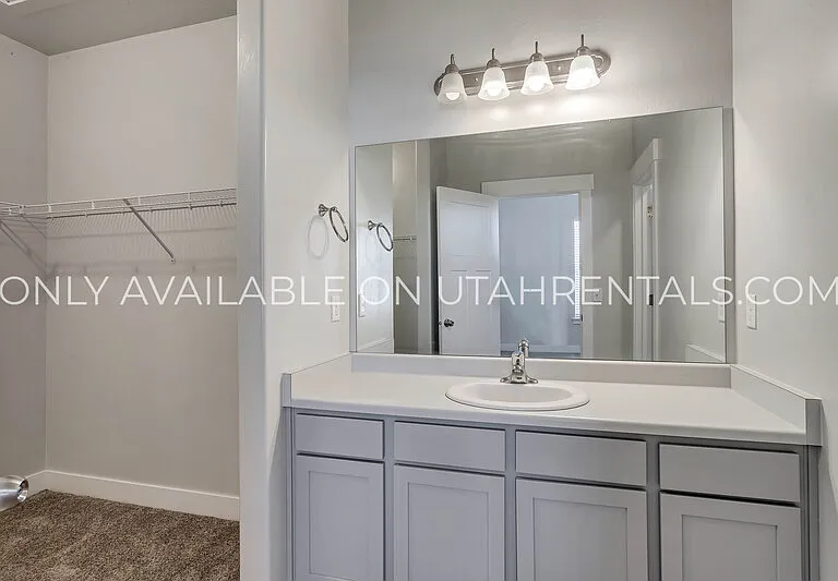 627 N Sun Peak Dr — Photo 15