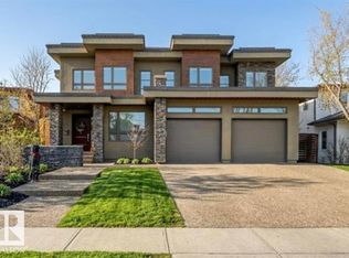 14374 Park Dr NW, Edmonton, AB T5R 5V2