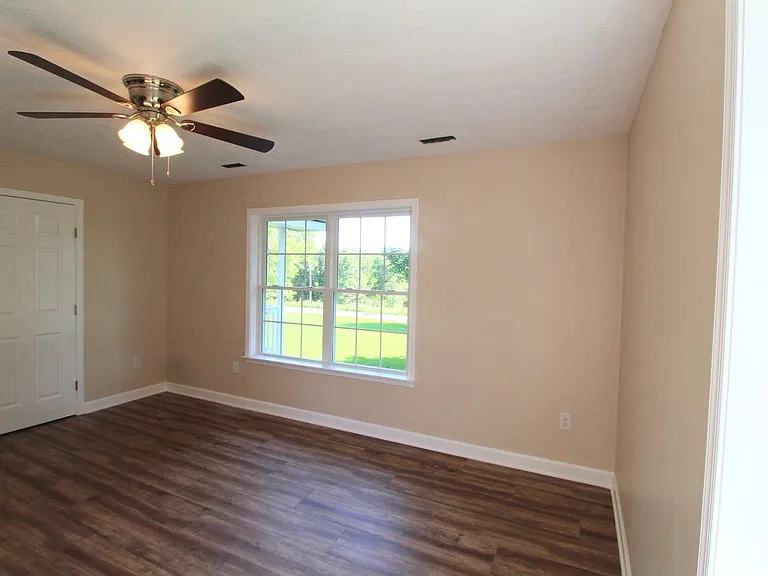1465 Offenbacker Rd — Photo 11