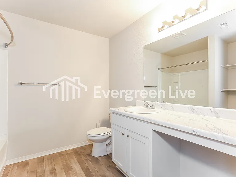 22 Erwin Dr — Photo 10