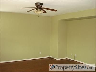5th image of 4737 Twin Oaks Dr