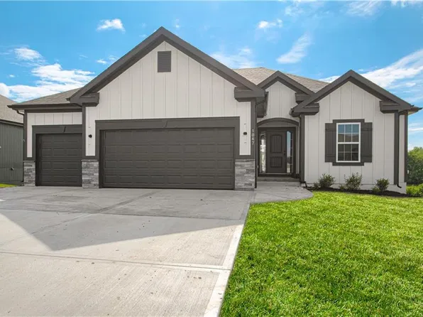 9913 N North Manning Ave, Kansas City, MO 64157