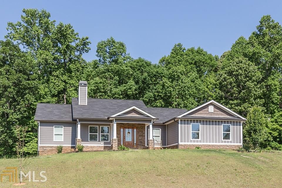 1st image of 150 Oakwood Dr