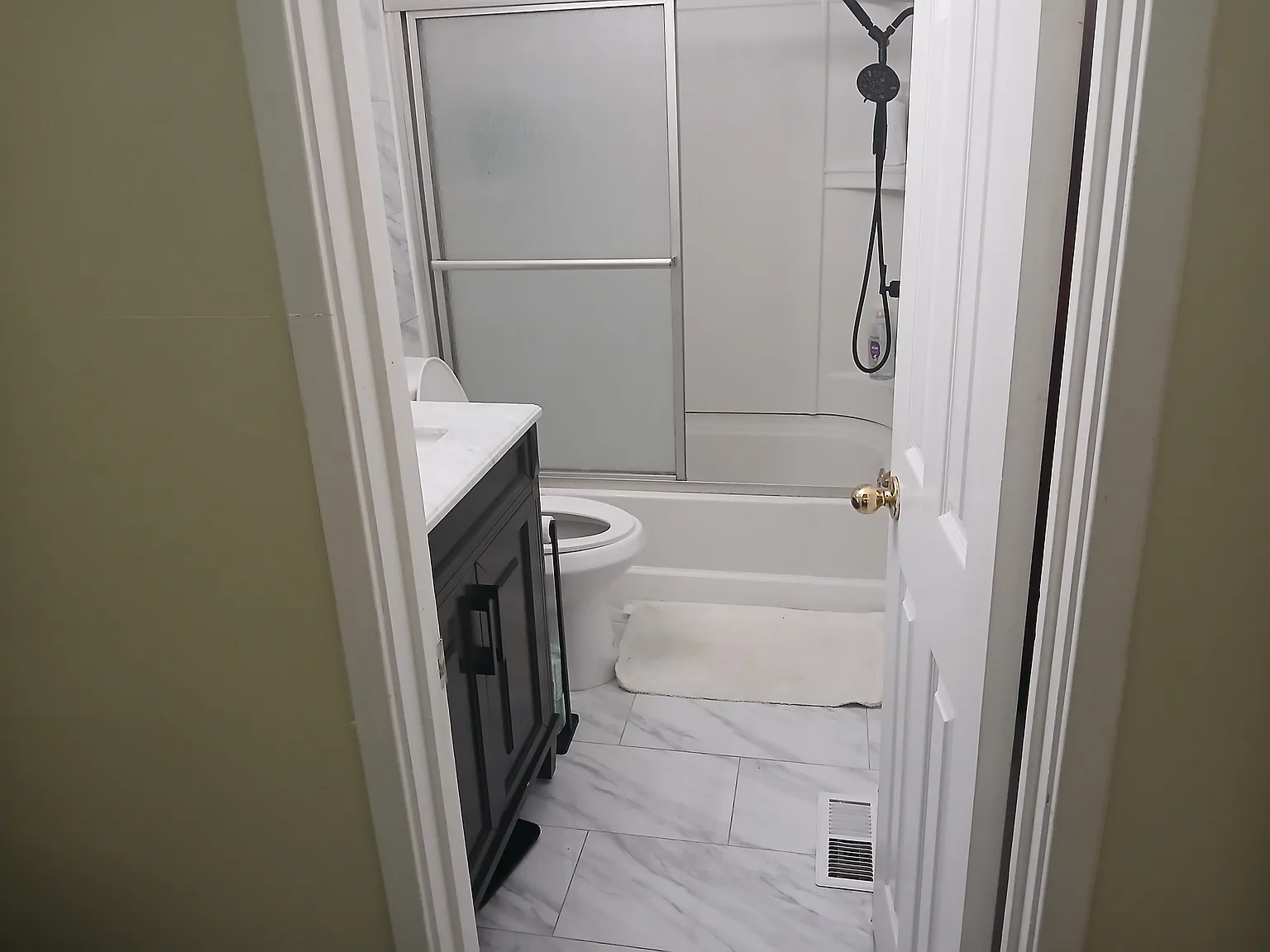 3 bed, 1187 sqft, $850 — Photo 3