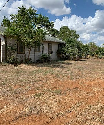 4th image of 5415 County Road 136