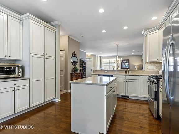 4th image of 4008 Chapel Hill Ave