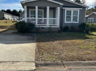 29 Meadowview St, Newnan, GA 30263