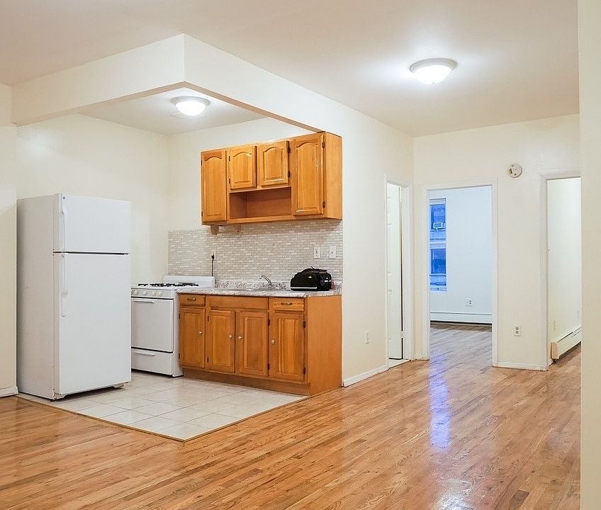 1st image of 604 Sterling Pl #3A