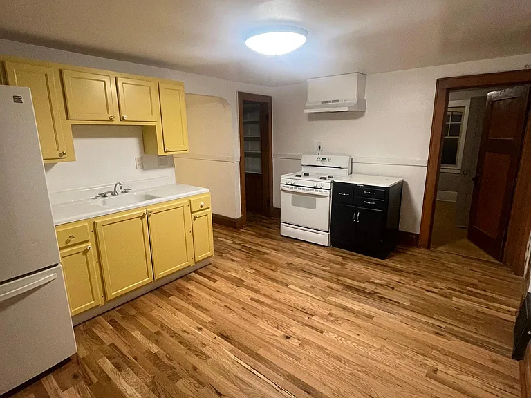 3520 N Vel R Phillips Ave #A — Photo 11
