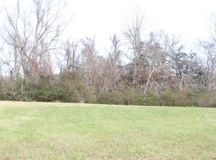 18 Davey Jones Blvd, Greenbackville, VA 23356