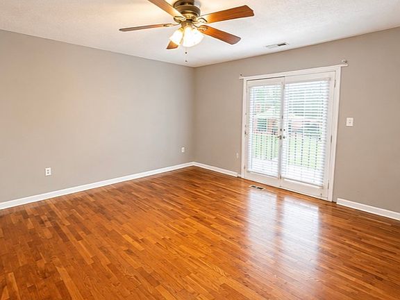 5th image of 500 Concord Rd APT A1