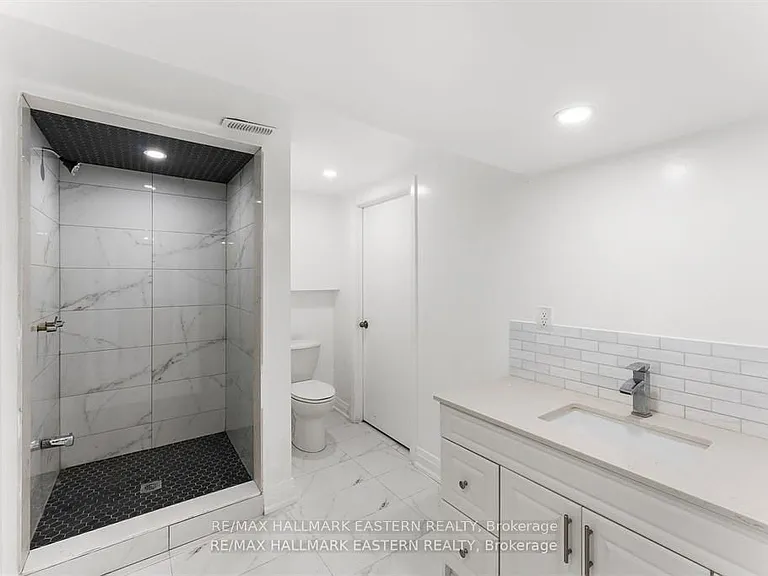 1037 E Communication Rd #LOWER — Photo 6