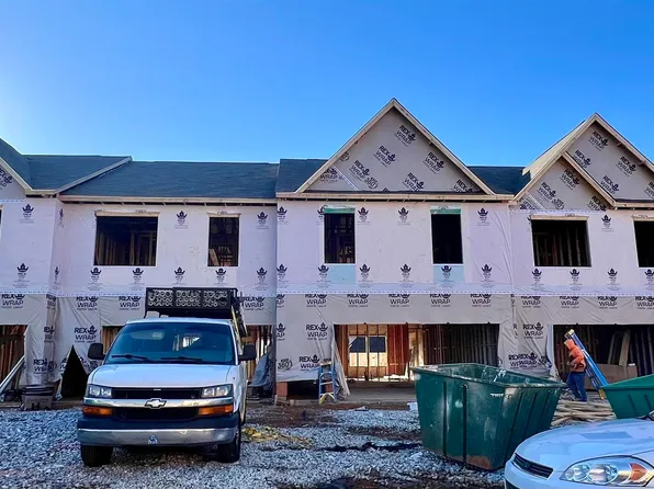 11763 Chatham Dr #75, Hampton, GA 30228