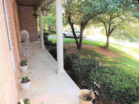 4th image of 315 Arrowwood Dr