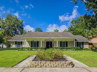 2710 Jamestown Dr, Dickinson, TX 77539