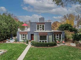 1112 E Forest Ave, Neenah, WI 54956