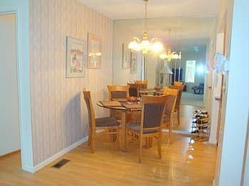 4th image of 17442 Parkwood Unit C