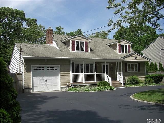 1st image of 18 Fern Ave