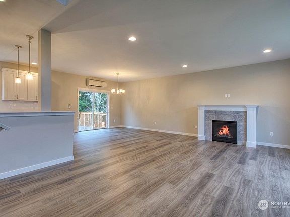 3rd image of 703 Myers St SE Lot 64