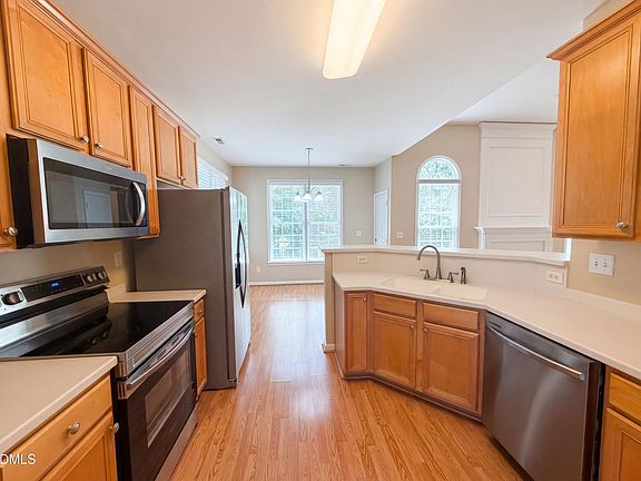 2nd image of 4732 Alderbrook Ln