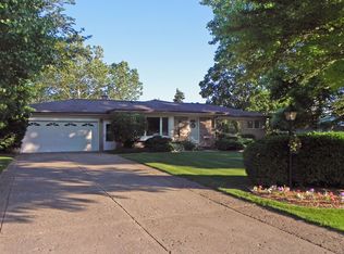 852 Sunnybeach Blvd, White Lake, MI