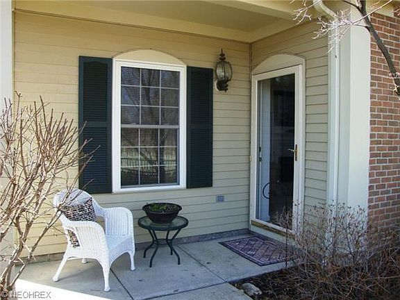 4th image of 3050 Village Green Dr