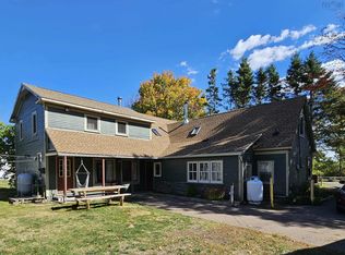 8671 Highway 2, Great Village, NS B0M 1L0