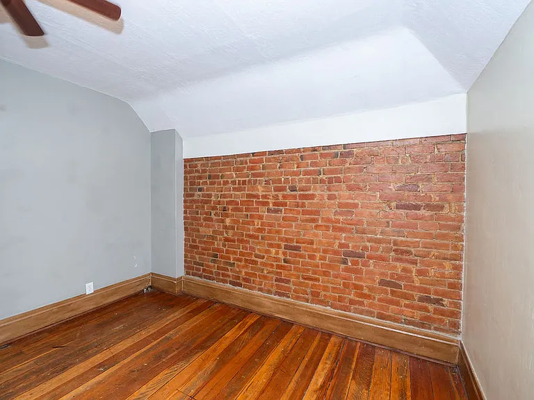 2660 Jefferson Ave — Photo 25