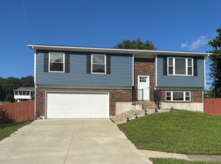 805 Yates Dr, Radcliff, KY 40160